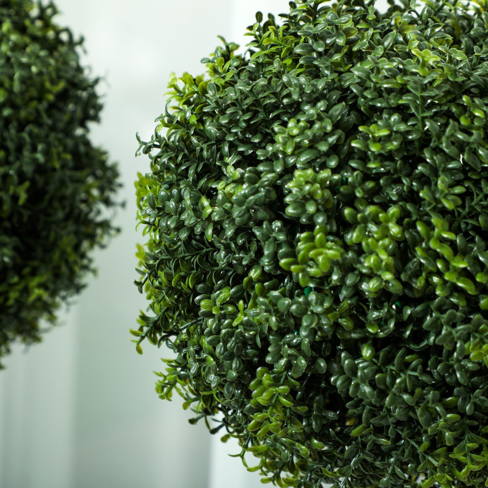 Lifelike Artificial Plants Set of 2, Fake Boxwood Topiary Balls with 114 PE Leaves for Home or Office Decor, Green